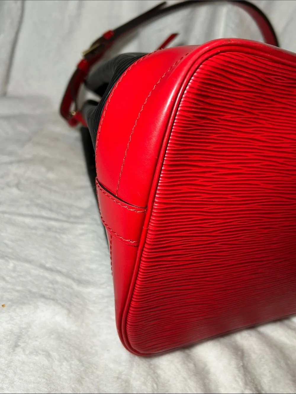 Louis Vuitton classic louis
